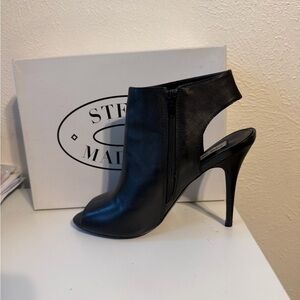 Steve Madden Black Open-Back Heels, Size 10